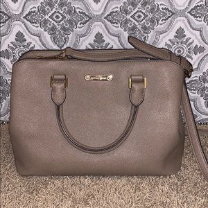 Micheal Kors Purse